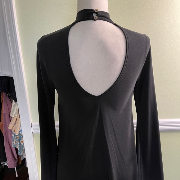 Top with neck piece - Picture 3 of 4